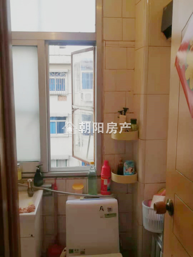 朝阳市容局 58平 南向精装两居 免税学区 交通便利