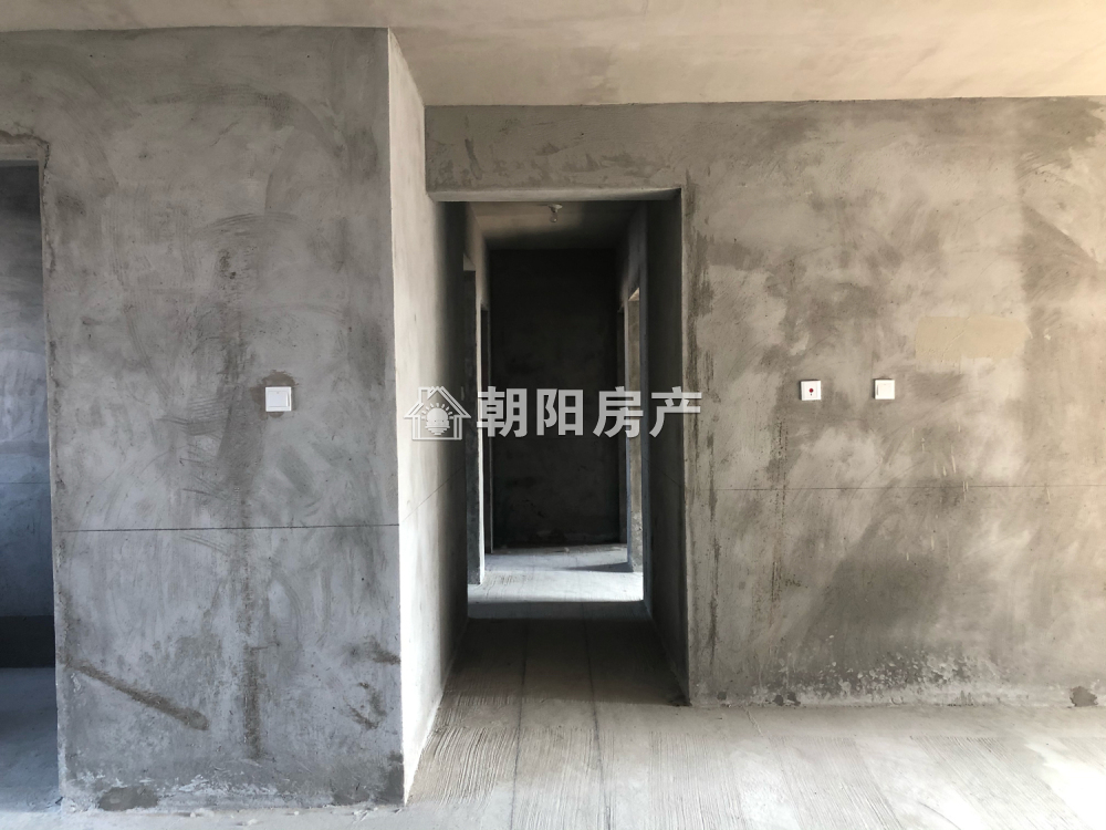 舜耕花都 132平 南向采光三居 毛坯 交通便利