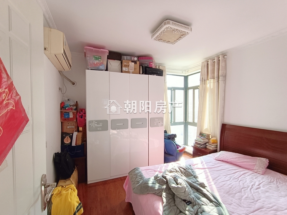 D壹街区 88平 南向精装三居 满两年 免税 交通便利