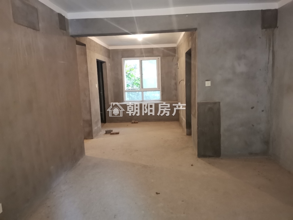 顺发泽润园 86平 南向三室二厅 满两年 采光好 随时看房