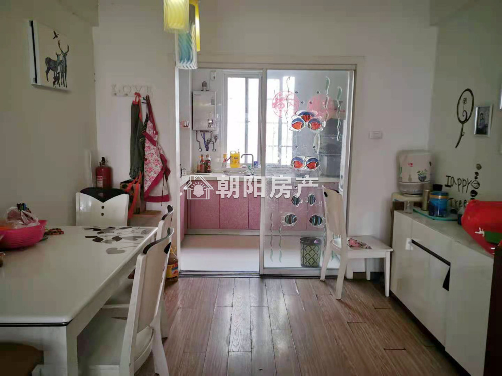 银鹭万树城 118平 南向三室二厅 采光好 交通便利 随时看房