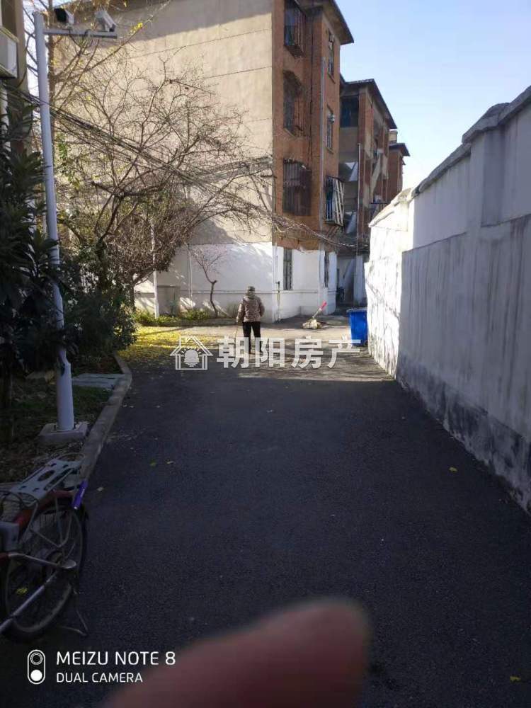 安化村 85平 南向三室 学区房 满两年 交通便利