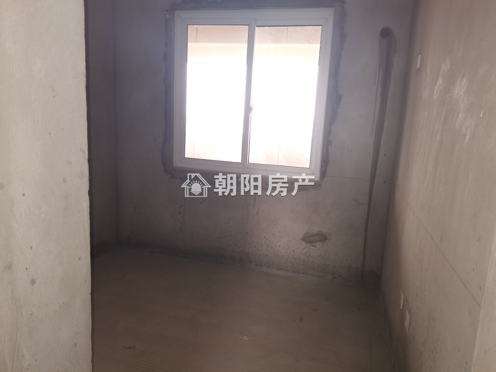 西城公馆 108平 南向三居毛坯 学区房 5420元/平
