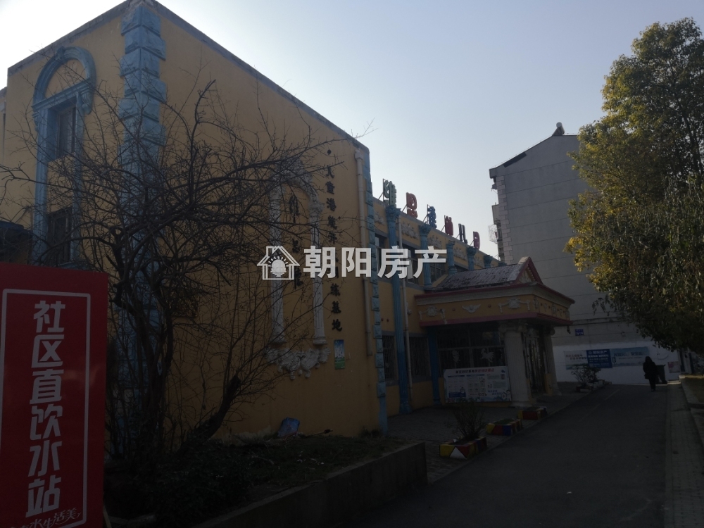 华声苑 131平 南向大三居 满两年 学区房 交通便利