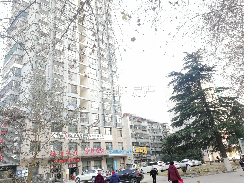 龙泉御景 116平 南向三室 满两年 简装