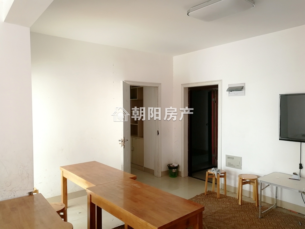 龙泉御景68平南向一室 简装 配套齐全 交通便利
