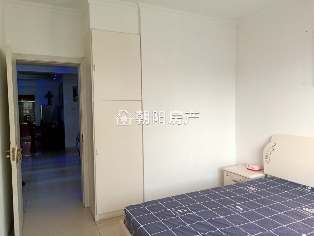 幸福密码 105平 南向三室精装 学区房 随时看房