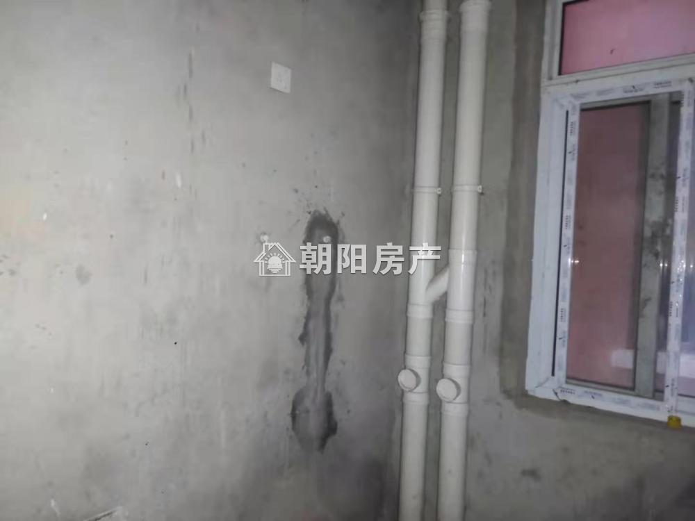 金域蓝湾 126平 南向三居 毛坯 满两年 学区房