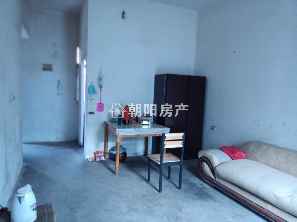 西街防疫站对面 71平 南向两居 毛坯 独家房源 交通便利