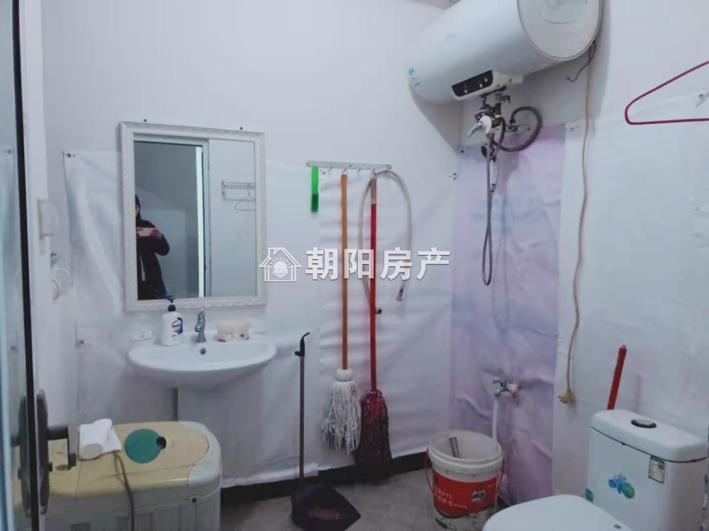 易居东方城 98平 南向三室 满五唯一 简装