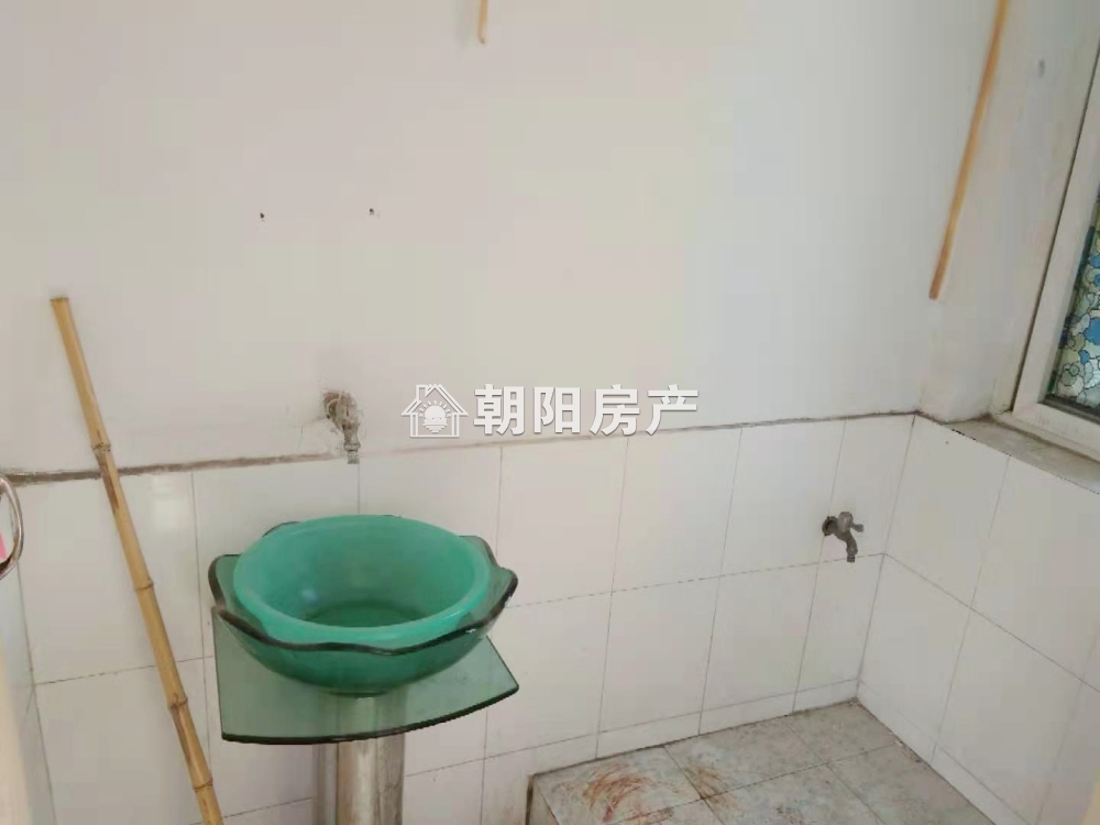 商贸文化广场 152平 南向大三居 学区房 满两年