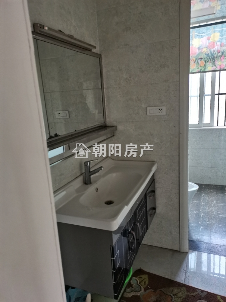 华城国际 115平 南向三居 5217元/平 学区房