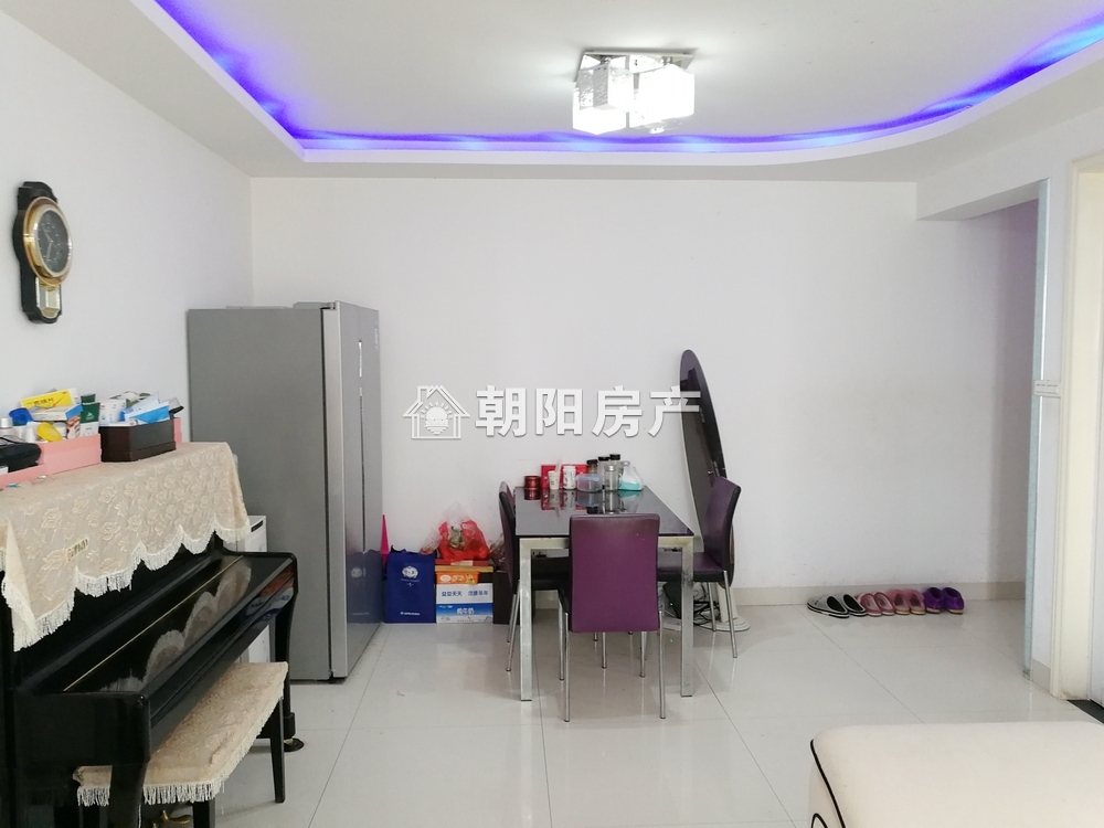 鑫诚花园 104平 南向精装两居 4780元/平 学区交通便利