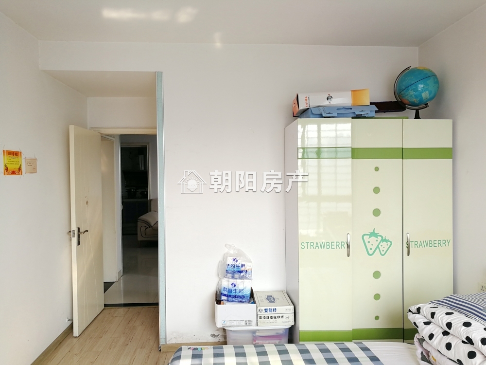 鑫诚花园 104平 南向精装两居 4780元/平 学区交通便利