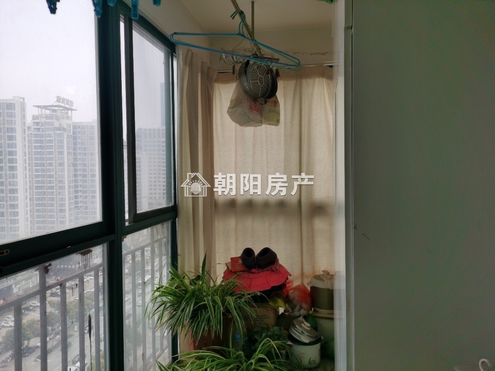 绿城花园 80平 南向精装两室 满两年 配套齐全