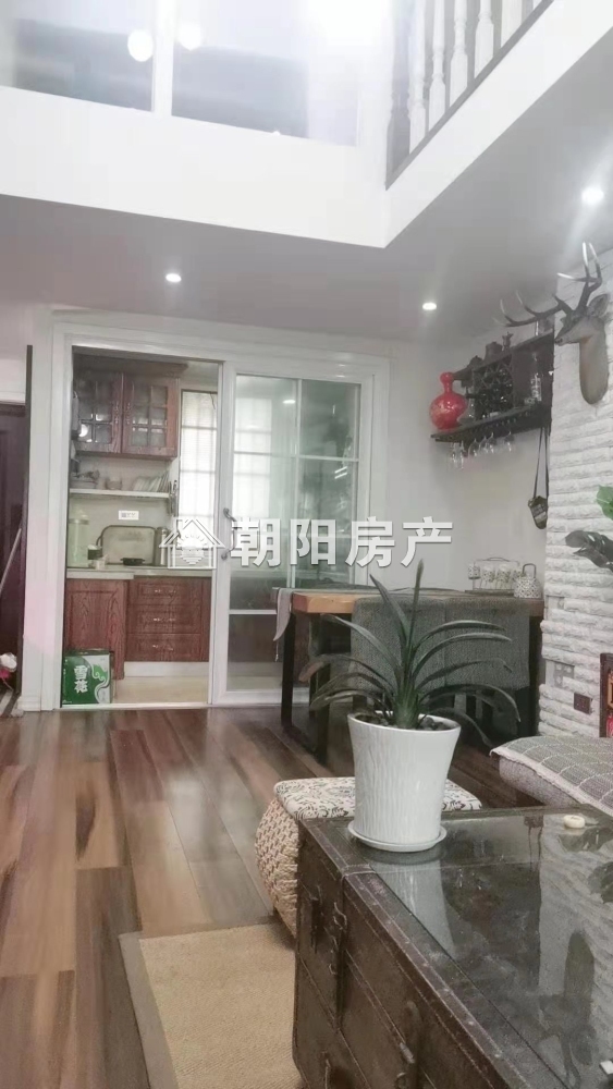 金地华府 70平 精装南向三居 交通便利 学区房
