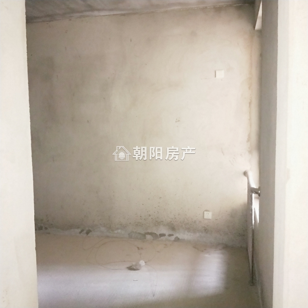 八里塘安置小区 80平 南向两居 毛坯 学区房 交通便利