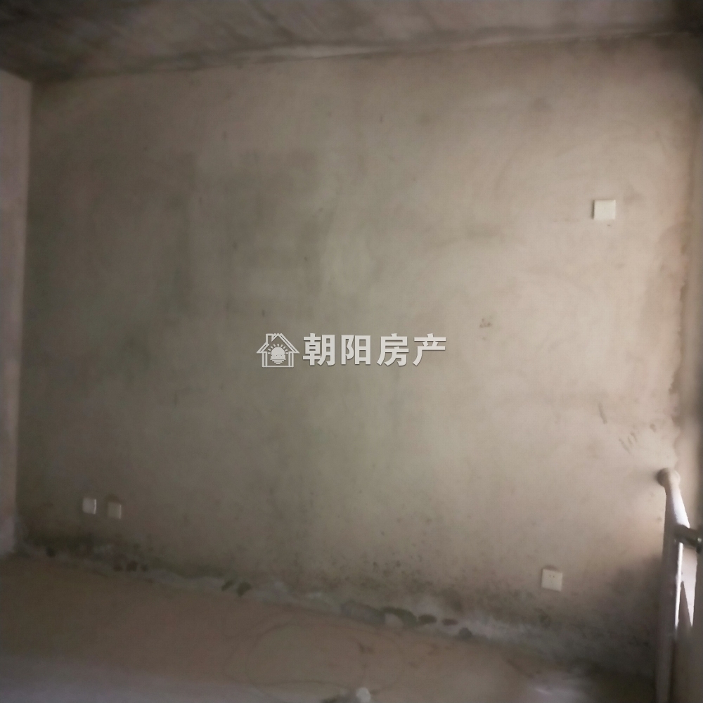 八里塘安置小区 80平 南向两居 毛坯 学区房 交通便利