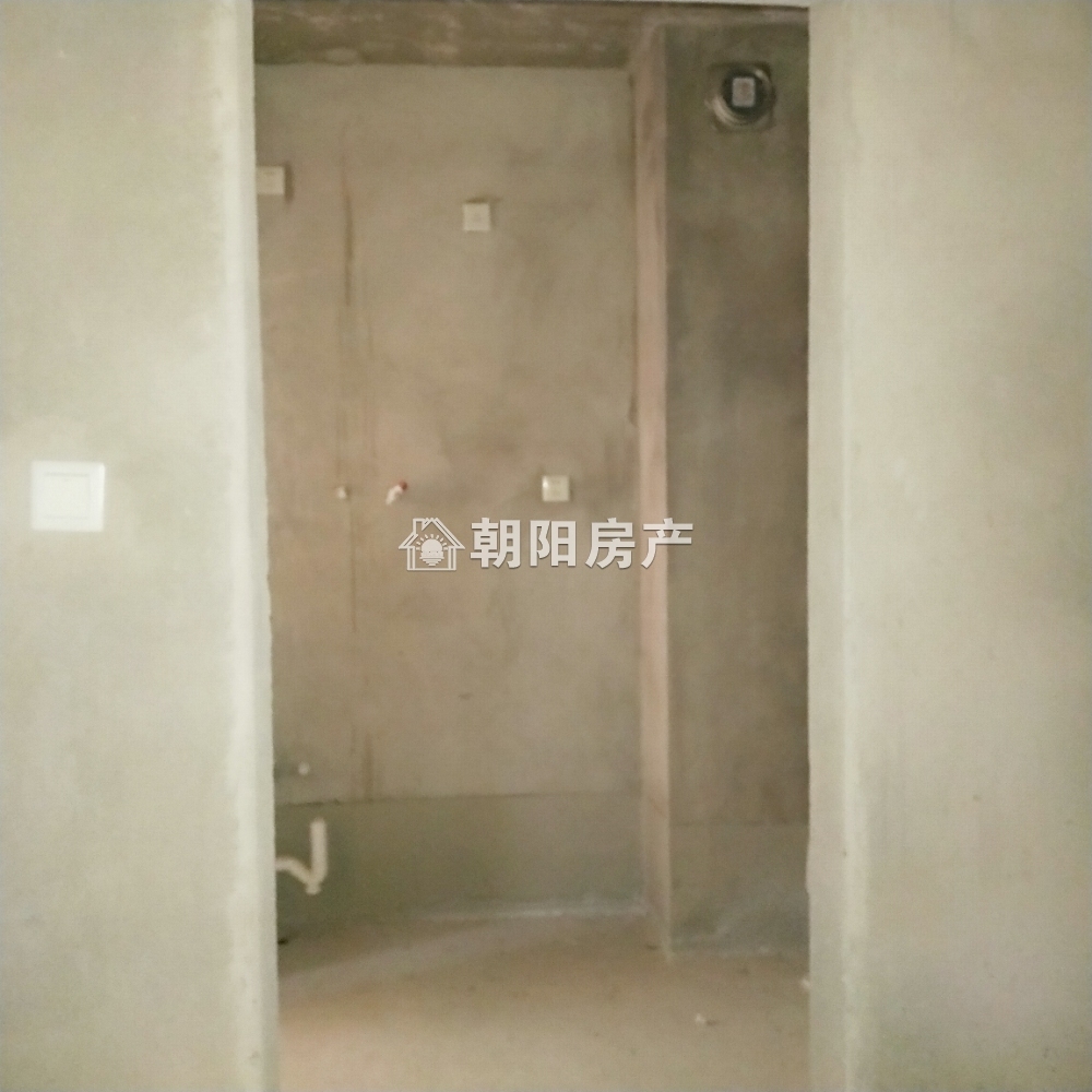 八里塘安置小区 80平 南向两居 毛坯 学区房 交通便利
