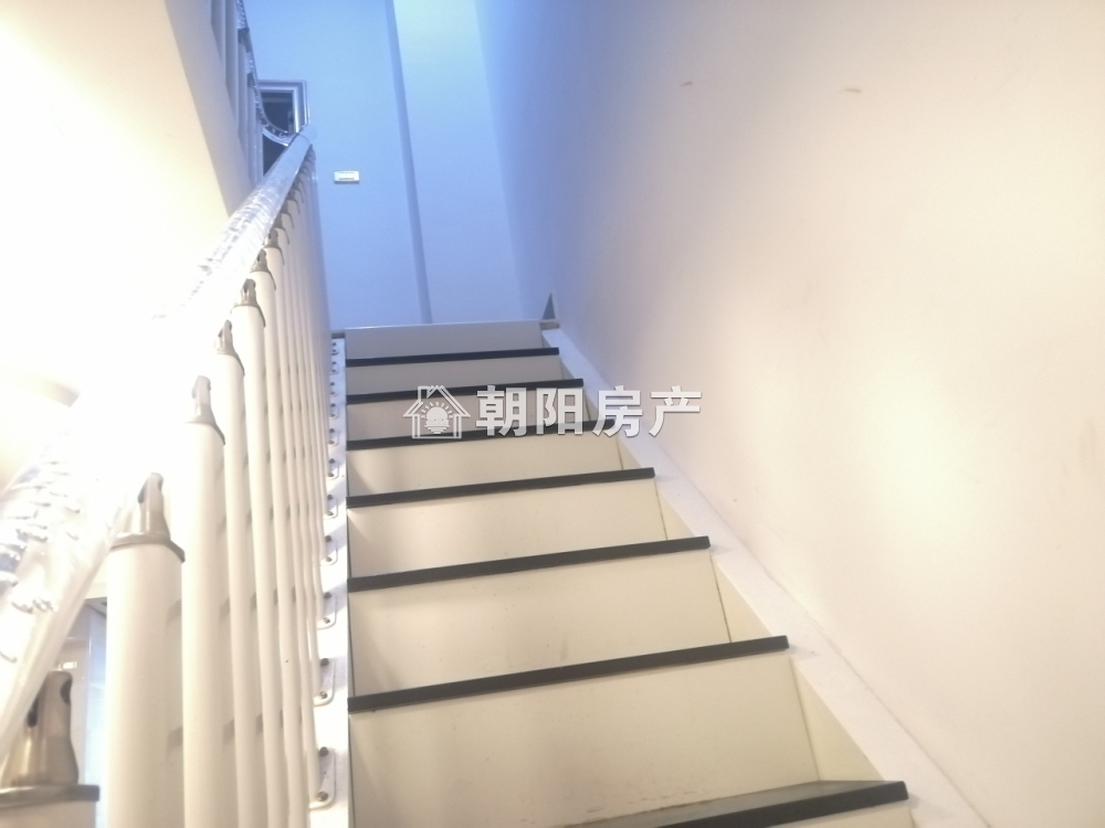 泉山湖兰乔公馆 83平 南向精装双卫 满五唯一 学区房