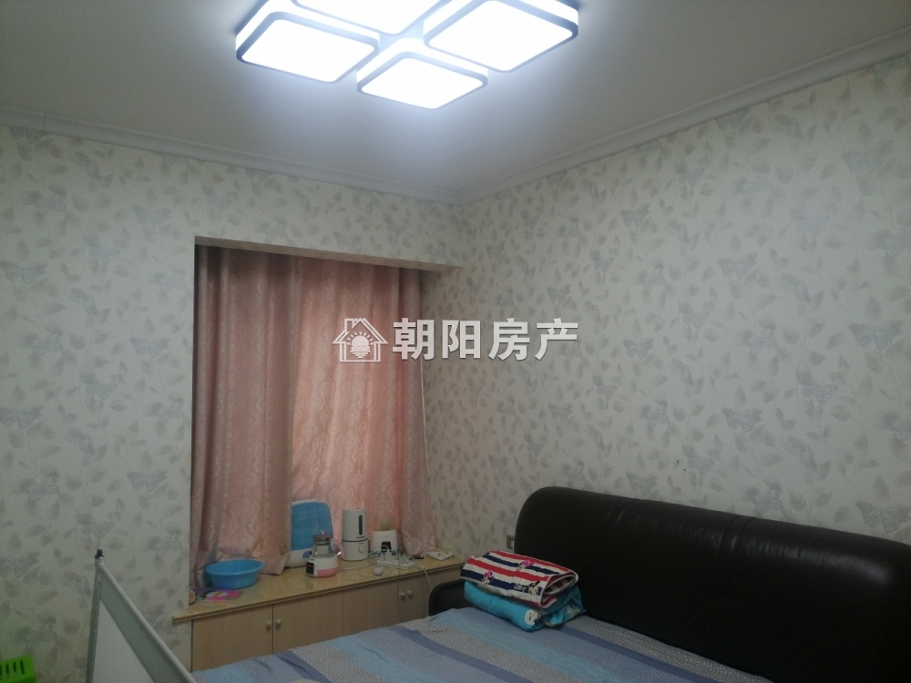 泉山湖兰乔公馆 83平 南向精装双卫 满五唯一 学区房