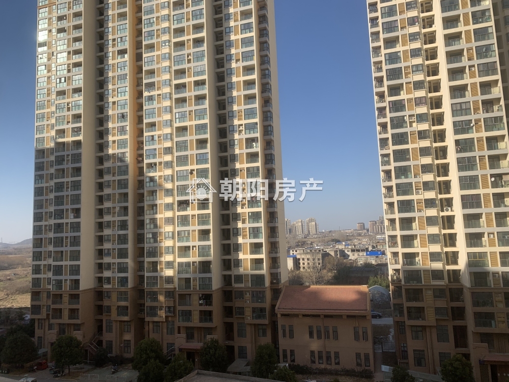 银杏苑 96平 南北通透三室 毛坯 随时看房