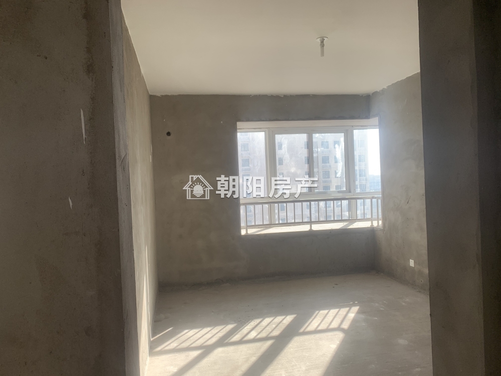 银杏苑 96平 南北通透三室 毛坯 随时看房