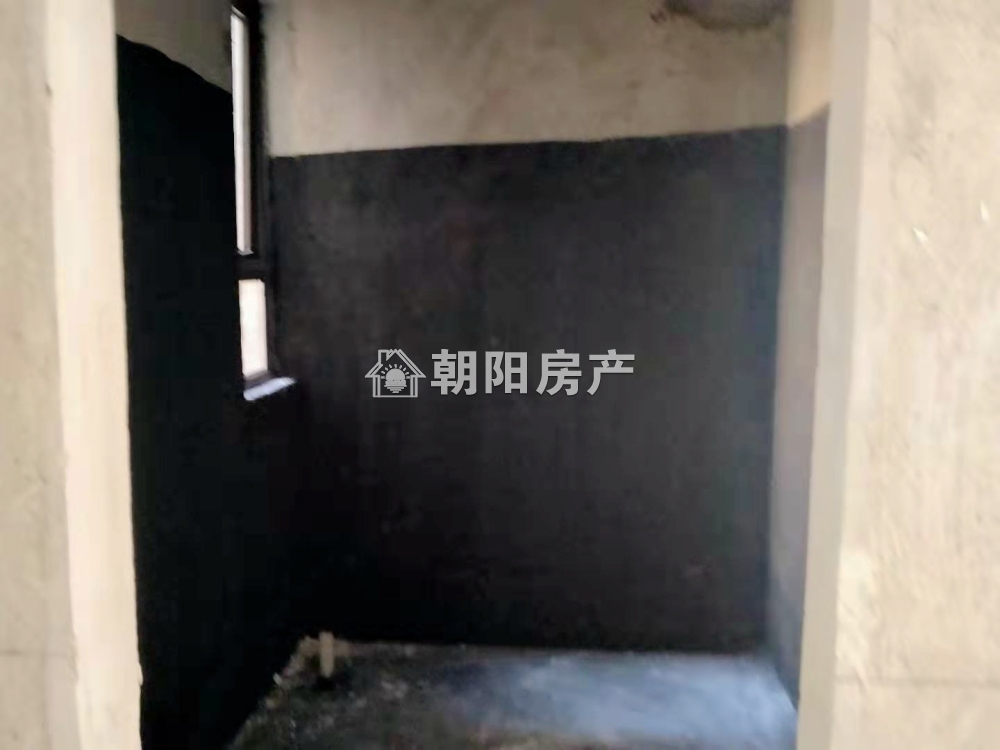 东方蓝海 135平 南向三室洋房 交通便利 学区房
