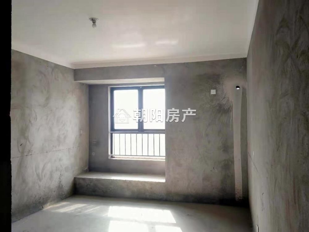 东方蓝海 135平 南向三室洋房 交通便利 学区房