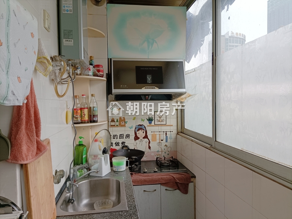 广场小区 90平 南向两居 学区房 满两年 采光好