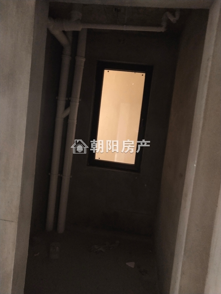 山南壹号 99平 朝南三居 学区房 交通便利 随时看房