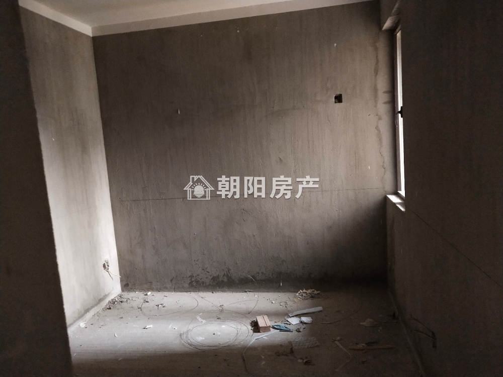 山南壹号 99平 朝南三居 学区房 交通便利 随时看房