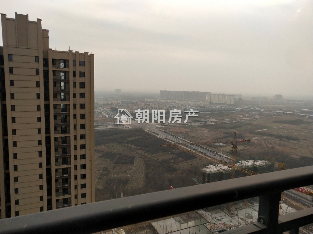 山南壹号 99平 朝南三居 学区房 交通便利 随时看房