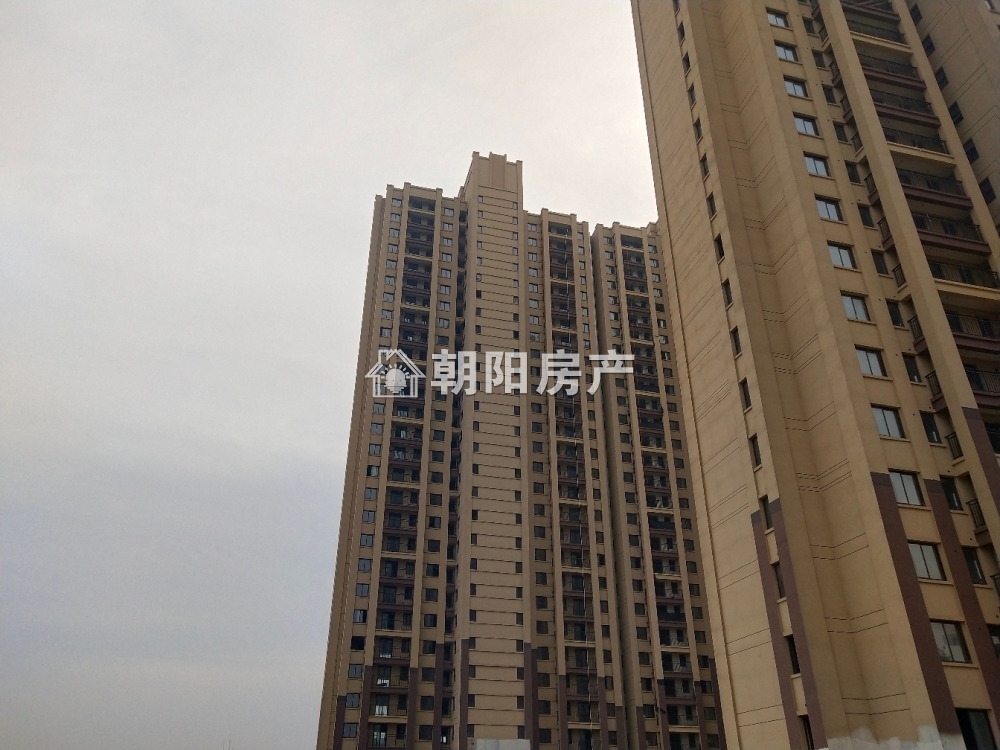 山南壹号 99平 朝南三居 学区房 交通便利 随时看房