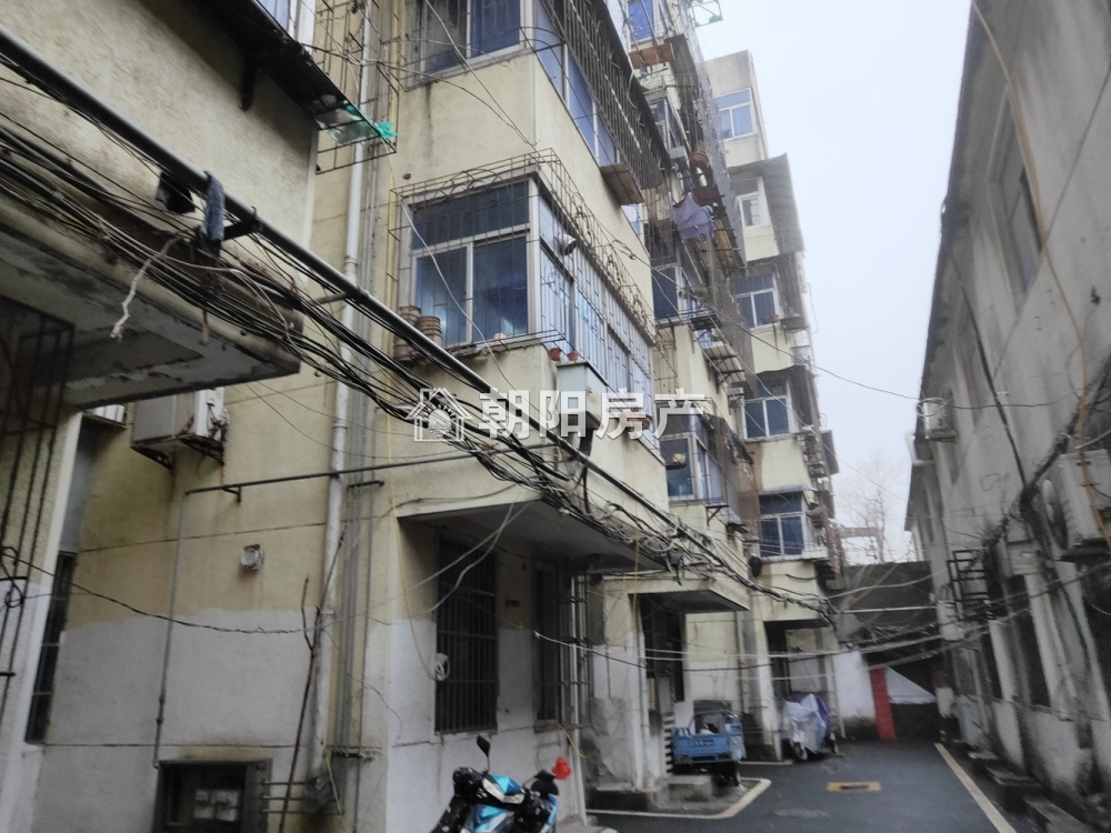 老一处 75平 南向两室 普装 交通便利 随时看房