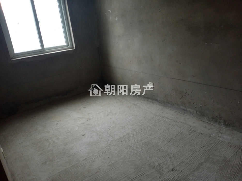 西城嘉园 95平 南向采光好三室 毛坯 随时看房