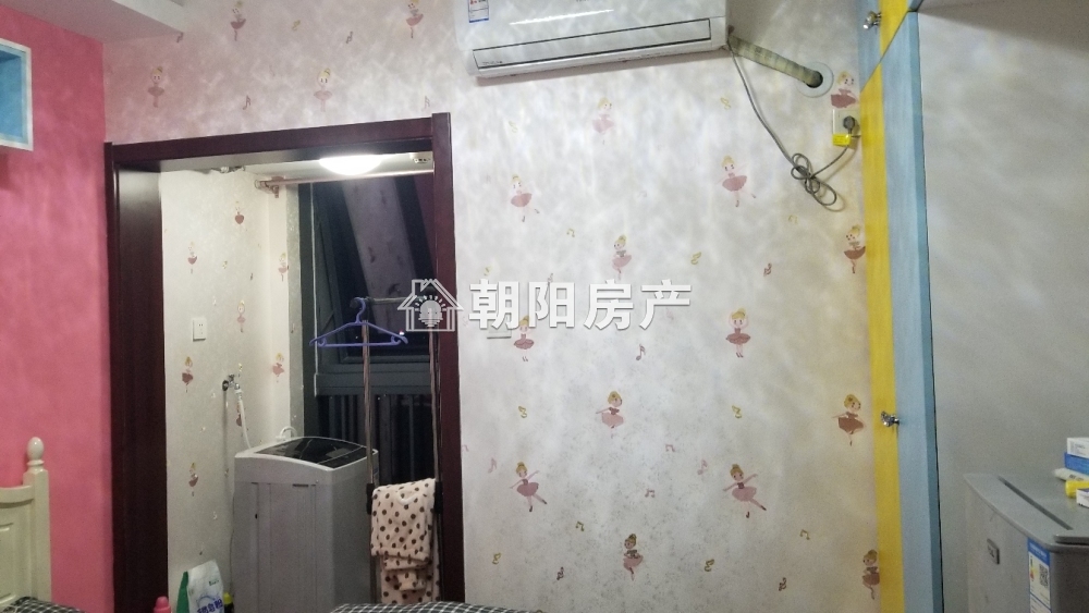 中环158 29平 精装一室 满两年 采光好 配套齐全