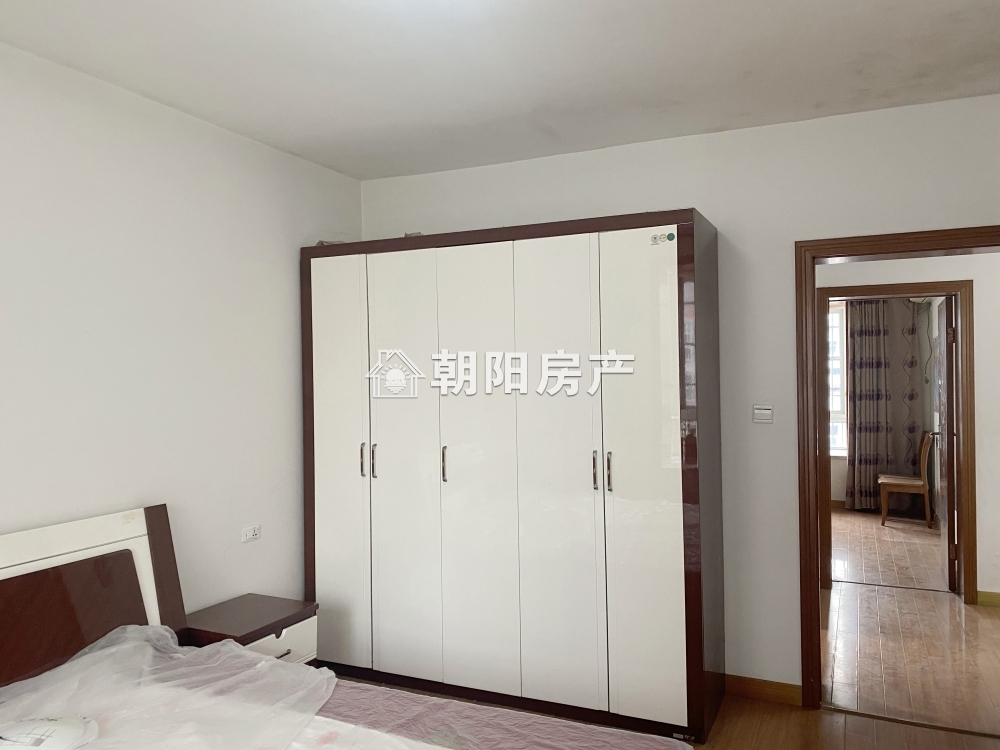 南苑二期 85平 南向两室 满两年 学区房 交通便利