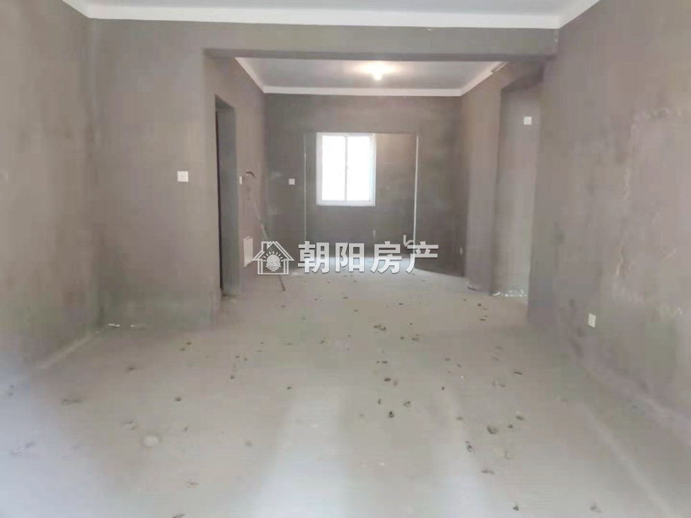 顺发泽润园 131平 南向三居两卫 满两年 交通便利