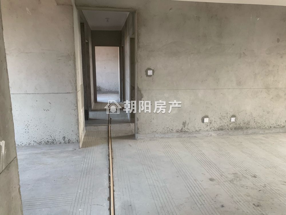 南山里 134平 南向三室 采光好 独家房源