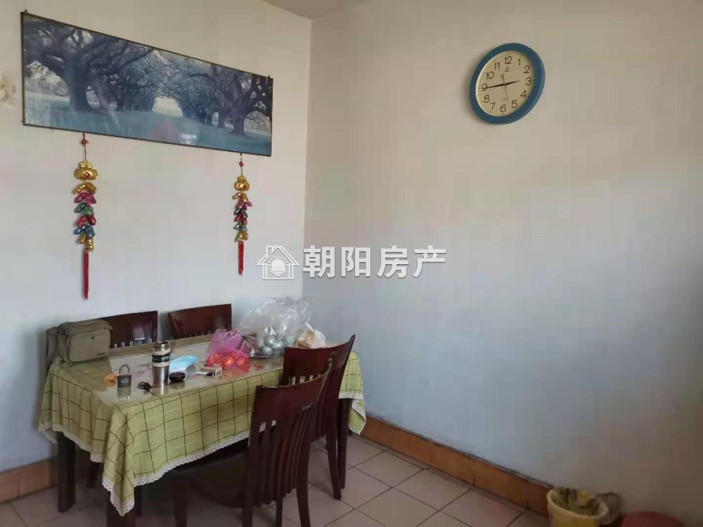 泉山村 78平 南向两室一厅 交通便利 学区房 单价2226元