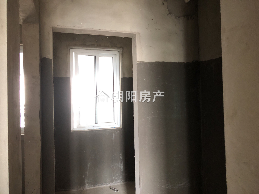 万茂华府 96平 南向三室二厅 毛坯高楼层 交通便利配套齐全