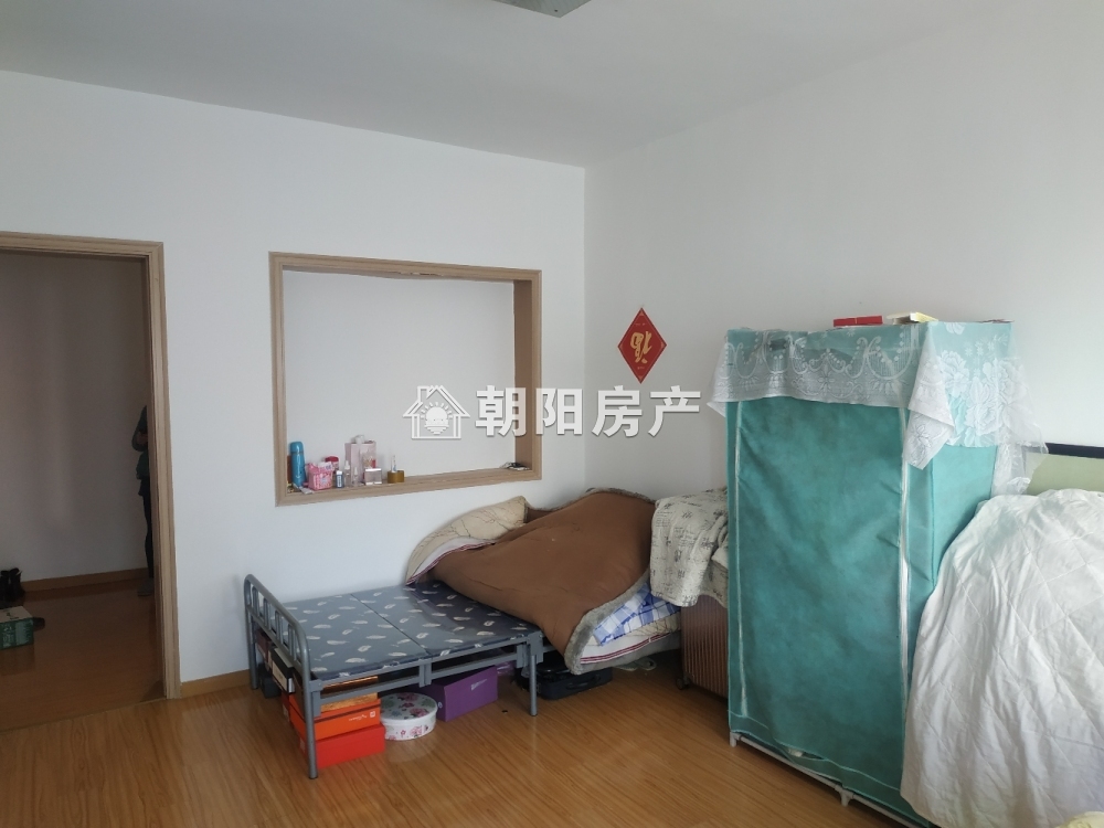 龙湖小区 66平 南向两室 学区房 满两年 配套齐全