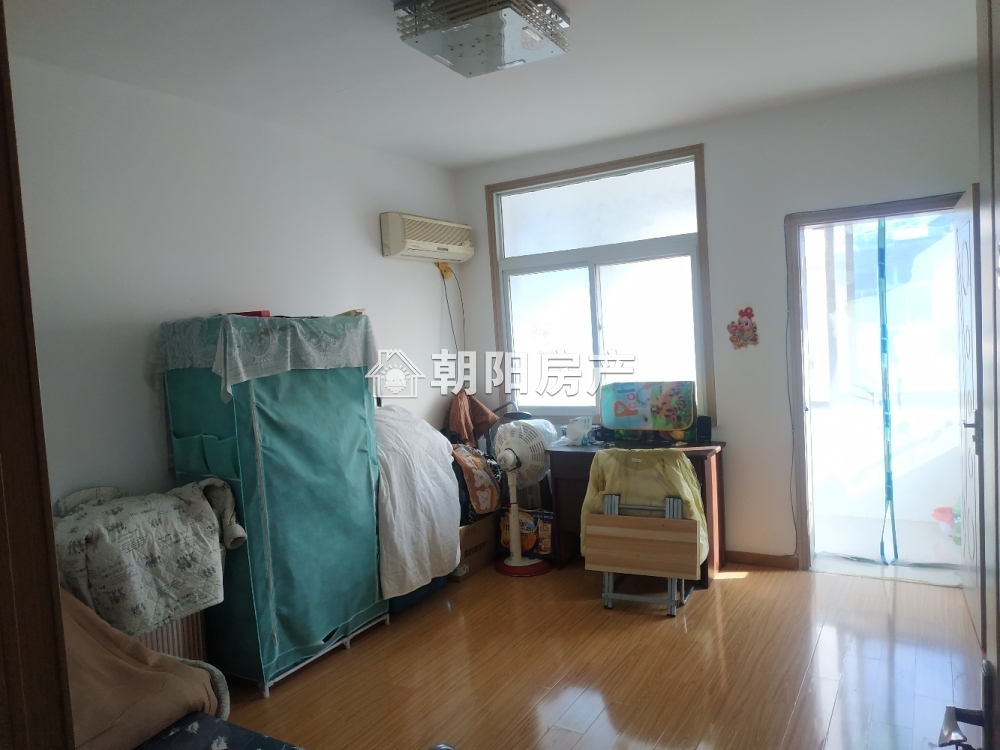 龙湖小区 66平 南向两室 学区房 满两年 配套齐全