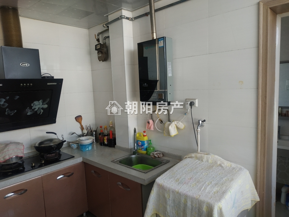 龙湖小区 66平 南向两室 学区房 满两年 配套齐全