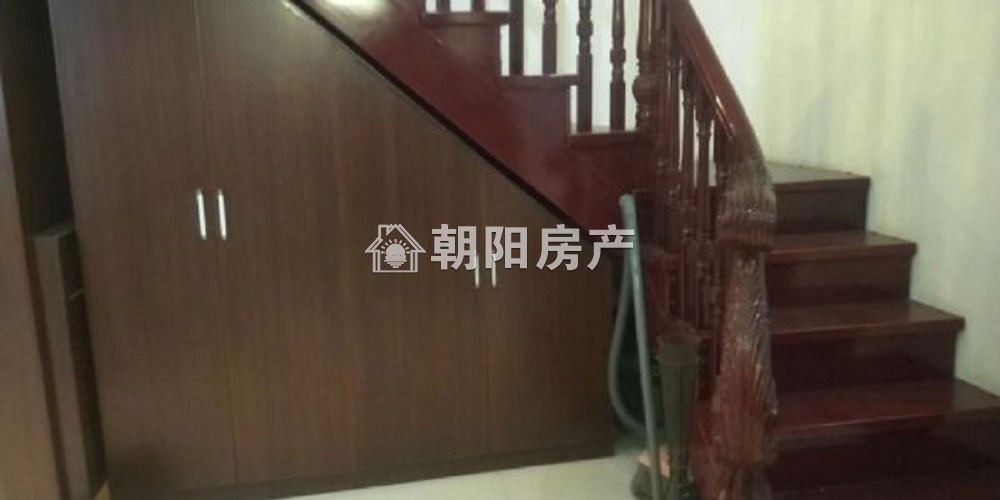 银鹭万树城 153平 南向四室两厅 精装免税 学区配套全