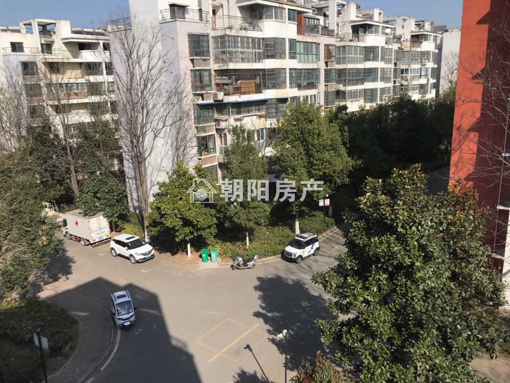 居仁村二区 91平 南向两室一厅 简装出租 650元月租