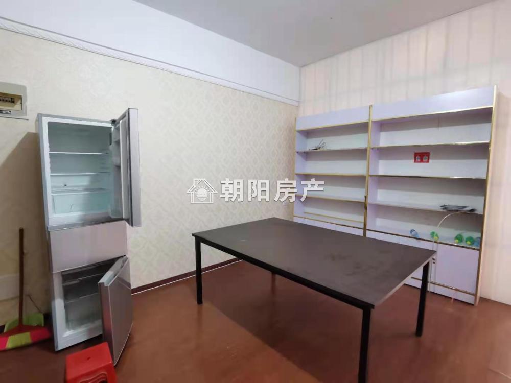 家乐福 57平 南向一室一厅 交通便利配套齐全随时看房