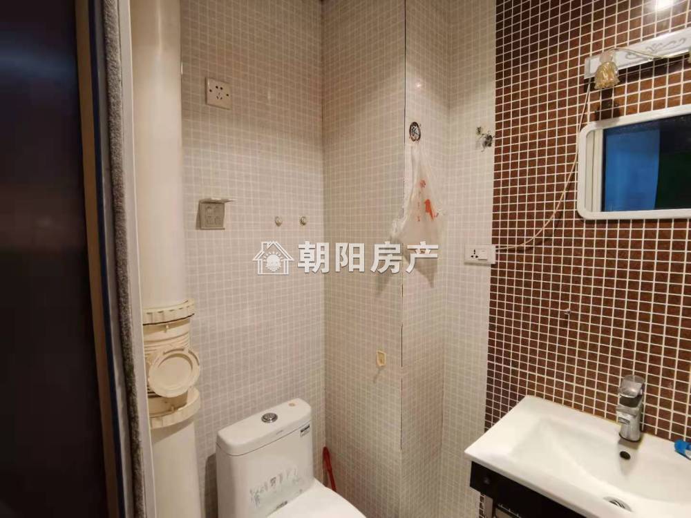 家乐福 57平 南向一室一厅 交通便利配套齐全随时看房