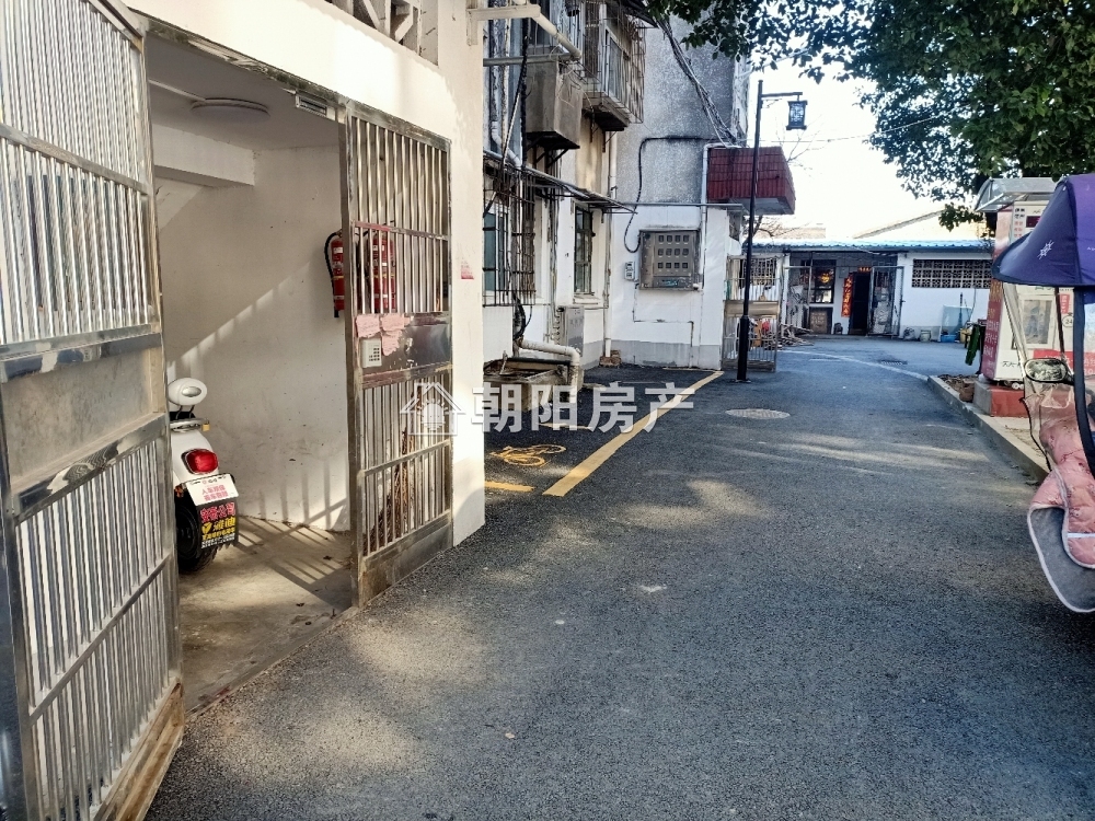 电建一公司厂外 62平 朝南两居 交通便利 随时看房